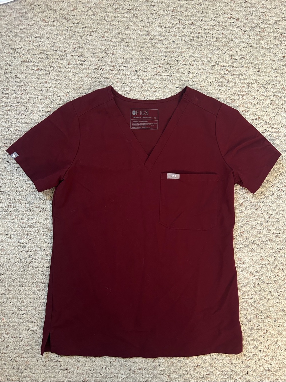 Figs Scrub Top Size XS Burgundy